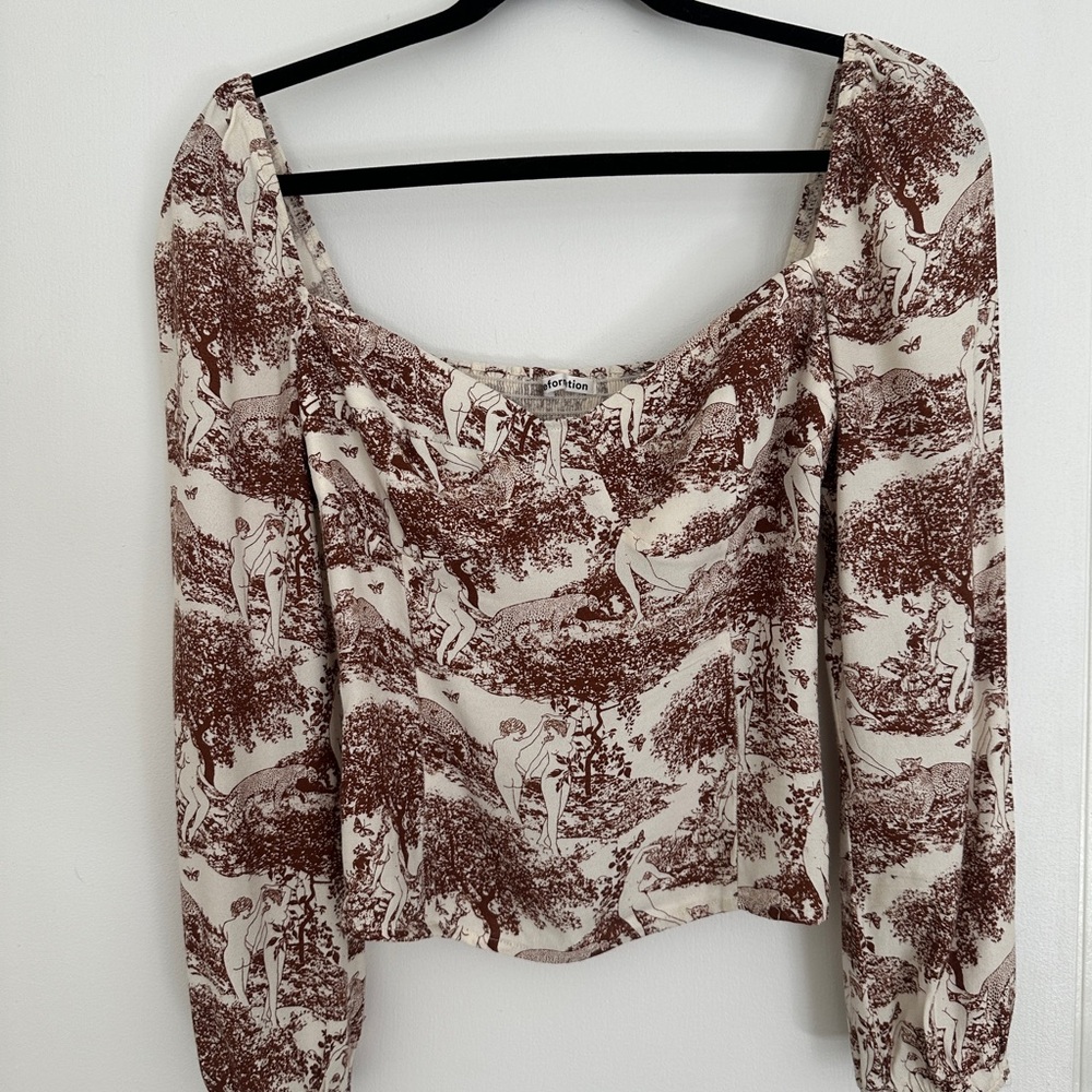 SOLD – Reformation Reign Top (Size 6)